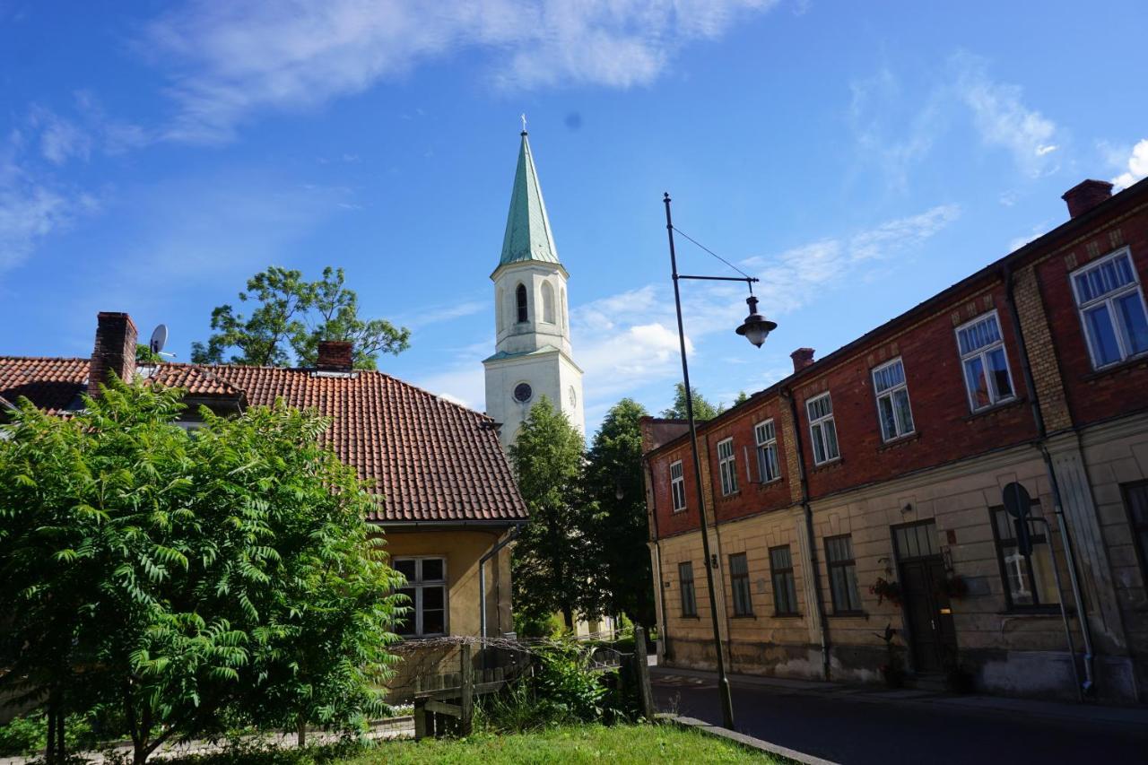 Pilskalnu hostelis Kuldīga Exteriör bild