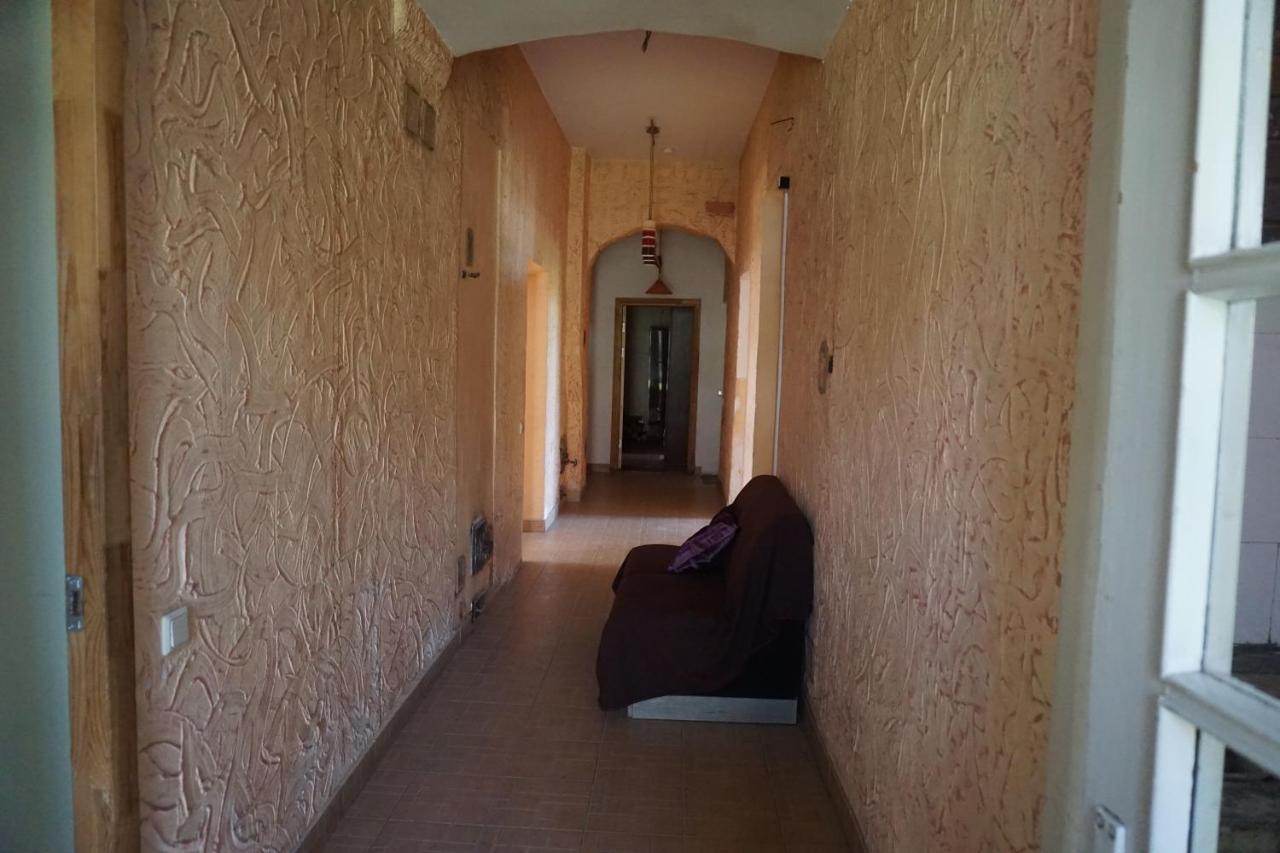 Pilskalnu hostelis Kuldīga Exteriör bild